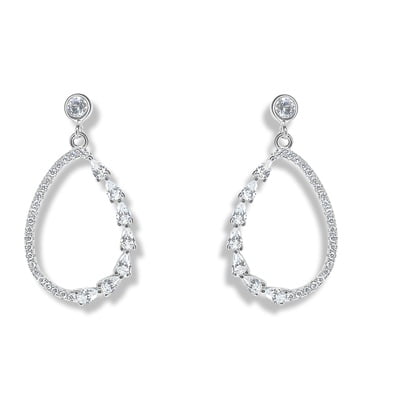 The White Diamond Earrings