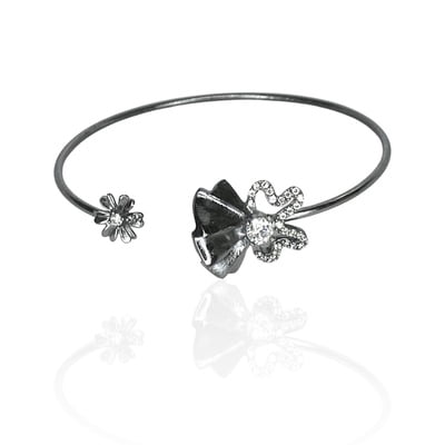 The Black Matte Flower Bracelet