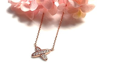 The Diamond X Pendant with Link Chain