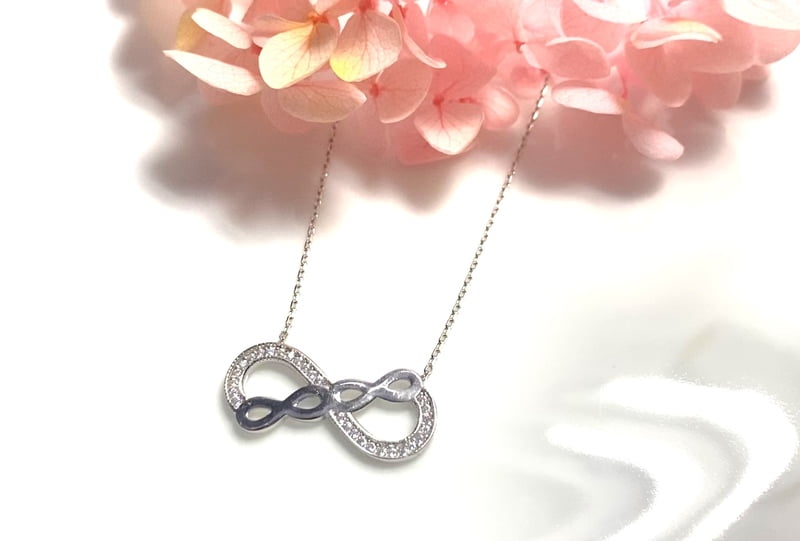 The Triple Infinity Sterling Silver Pendent with Link Chain