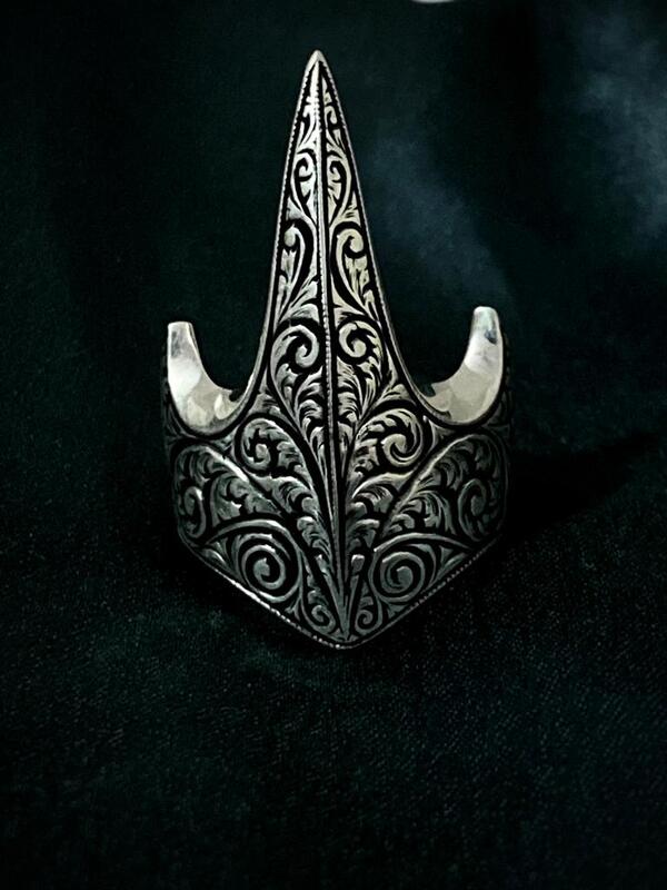 The Oxidised King Crown Ring The Oxidised King Crown Ring