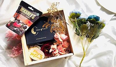 The Premium Hamper Box