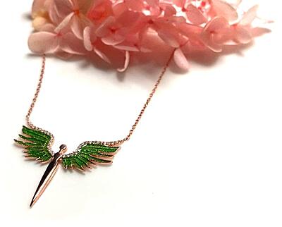 The Rose Gold Green Wing Pendent with Link Chain