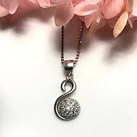 The Silver Swan Pendant Set The Silver Swan Pendant Set