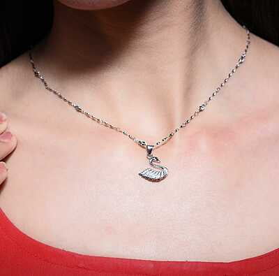 Cute Little Swan Pendant Set