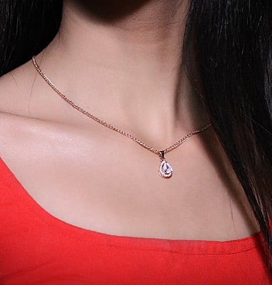 The Rose Gold Water Drop Pendant Set