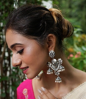 The Antique Silver 925 Amprapali Grey Goddess Earrings