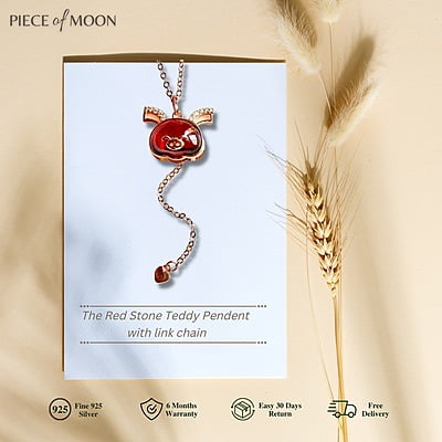 The Red Stone Teddy Pendent with link chain