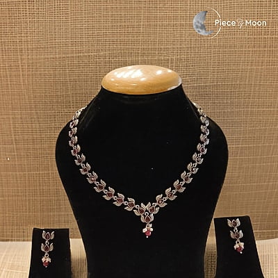 Leafy Red Stone Oxidised Necklace